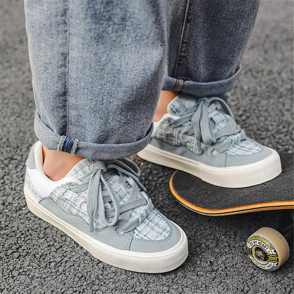 Chaussures d'école Hiphop avec - Tech Office Names avis et prix